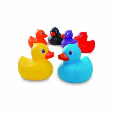 Groothandel 24x stuks rubber badeendjes gekleurd 6 cm speelgoed kopen