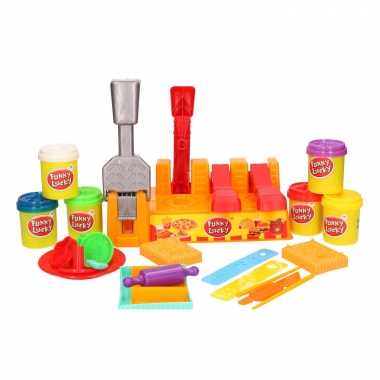 Groothandel klei speelset restaurant/snackbar spelen met 6 kleuren klei en accessoires speelgoed kopen
