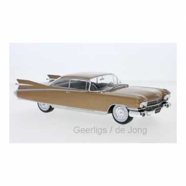 Groothandel speelgoedauto cadillac eldorado seville 1959 goud 1:24/24 x 8 x 5 cm kopen