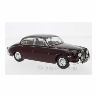 Groothandel speelgoedauto jaguar mk ii 1960 donkerrood 1:24/19 x 7 x 7 cm kopen