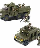 Groothandel leger soldaten speelgoed set van sluban 2x army voertuigen van 31 en 24 cm