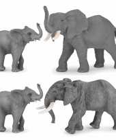 Groothandel plastic speelgoed figuren setje olifanten familie van 4x stuks 10266019