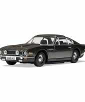 Groothandel speelgoedauto aston martin v8 vantage james bond schaal 1 36 olijfgroen 12 x 5 x 3 cm