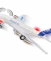 Groothandel wit blauw speelgoed vliegtuig airliner 3803 met pull back functie 14 cm